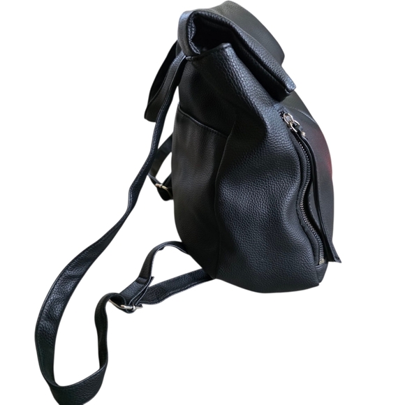 Kenneth Cole Reaction Leather Backpack - Picture 10 of 14